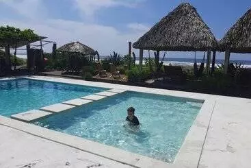 ペンション Capricho Beach House
