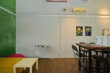 ユースホステル Gap Year By Reddoorz