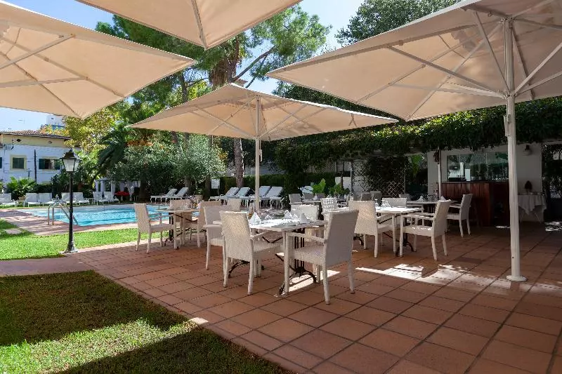 Отель Araxa Adults Only