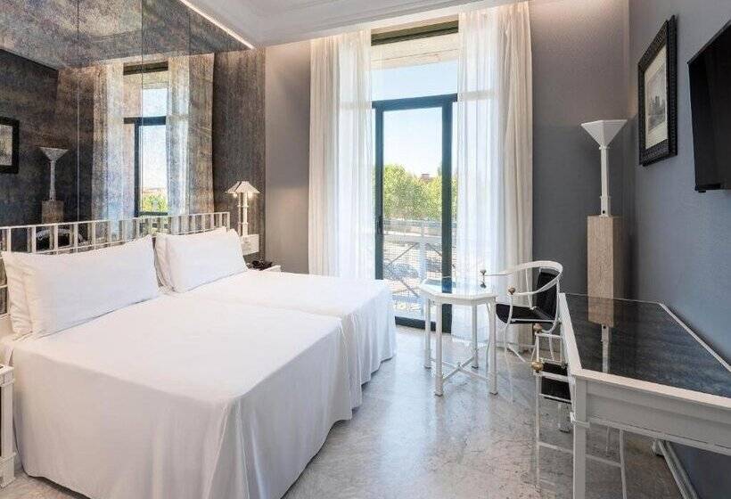 בית מלון כפרי AZZ Merida Medea