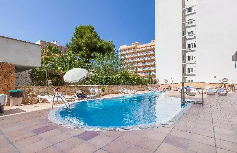 בית מלון כפרי Bluesea Arenal Tower Adults Only