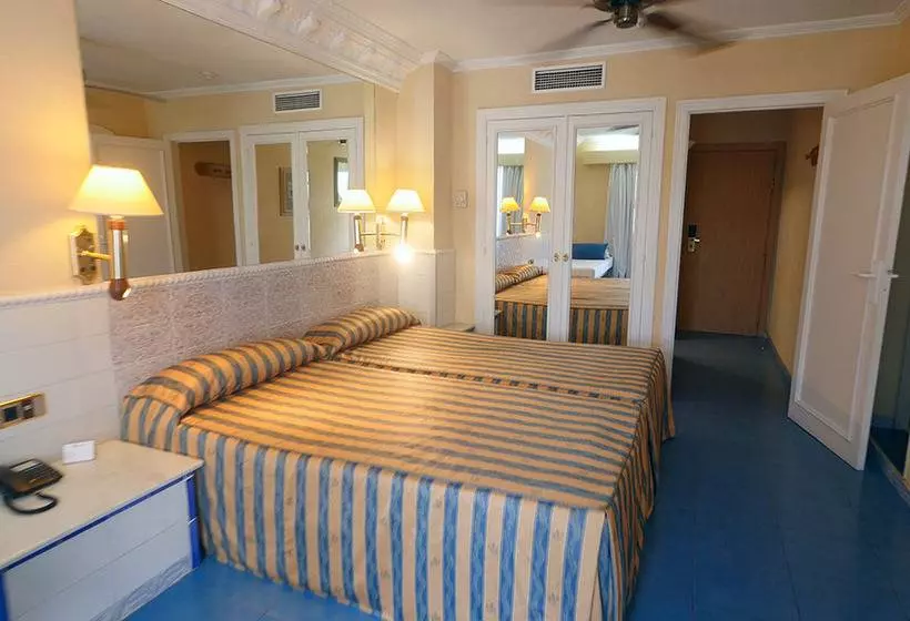 هتل Diver Roquetas