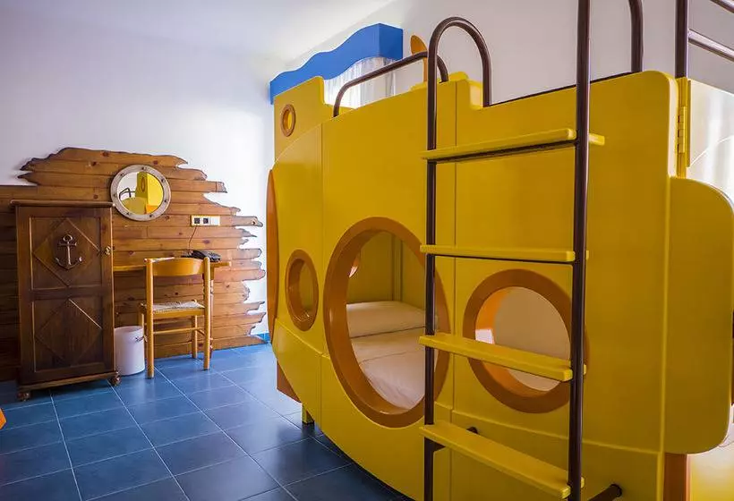 هتل Diver Roquetas