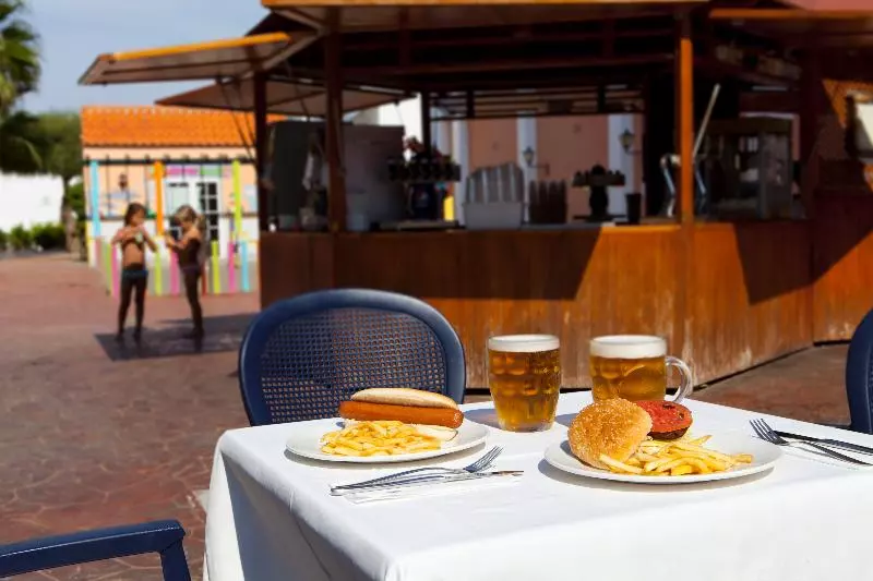 هتل Diver Roquetas