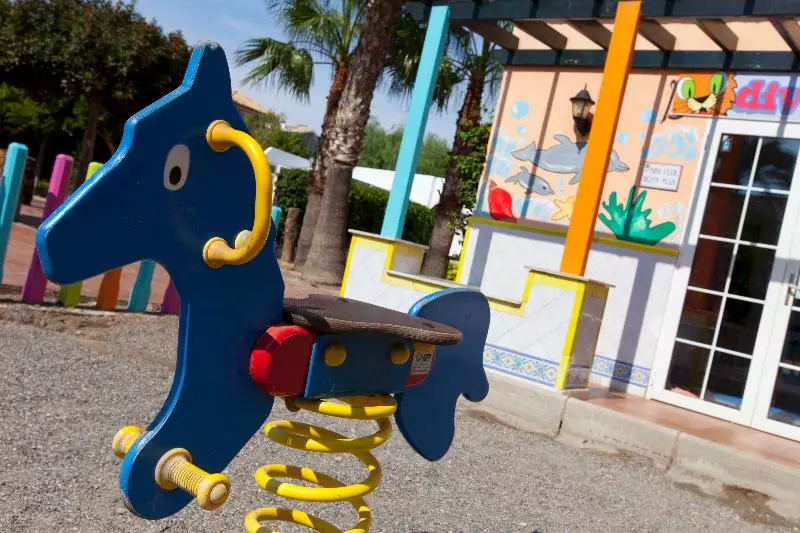 هتل Diver Roquetas