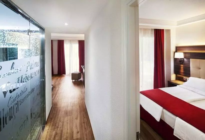 فندق Europe Playa Marina   Adults Only