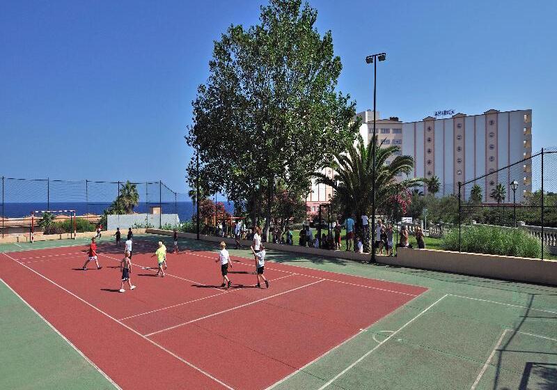 هتل Globales America