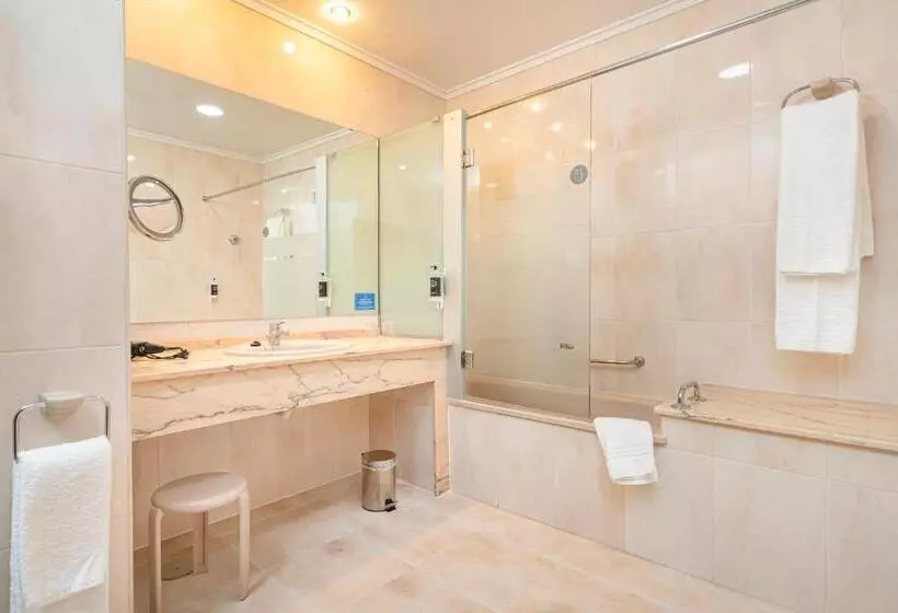 בית מלון כפרי Hernan Cortes