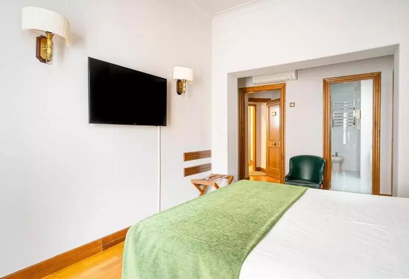 בית מלון כפרי Hernan Cortes