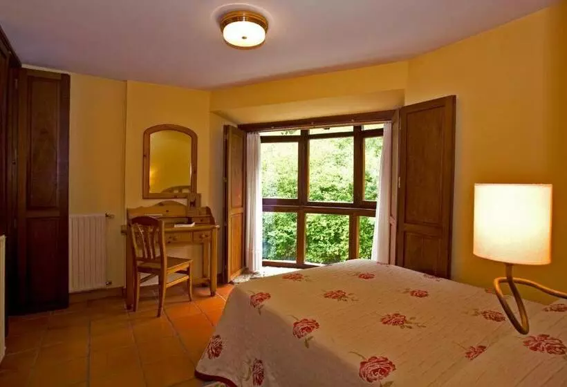 酒店 La Casona De Mestas