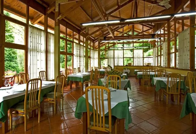 酒店 La Casona De Mestas