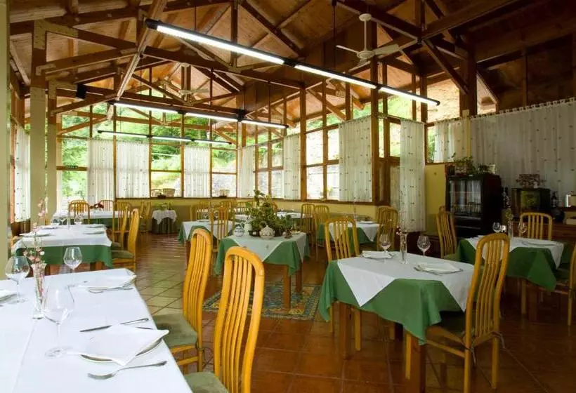 酒店 La Casona De Mestas