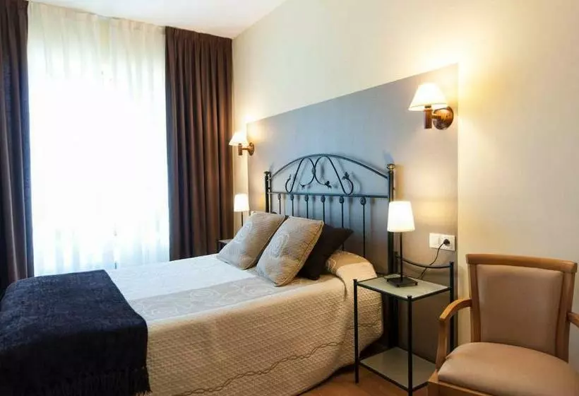 فندق La Farola Del Mar