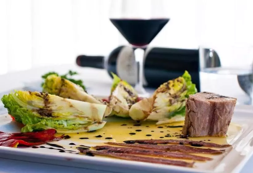 فندق La Farola Del Mar