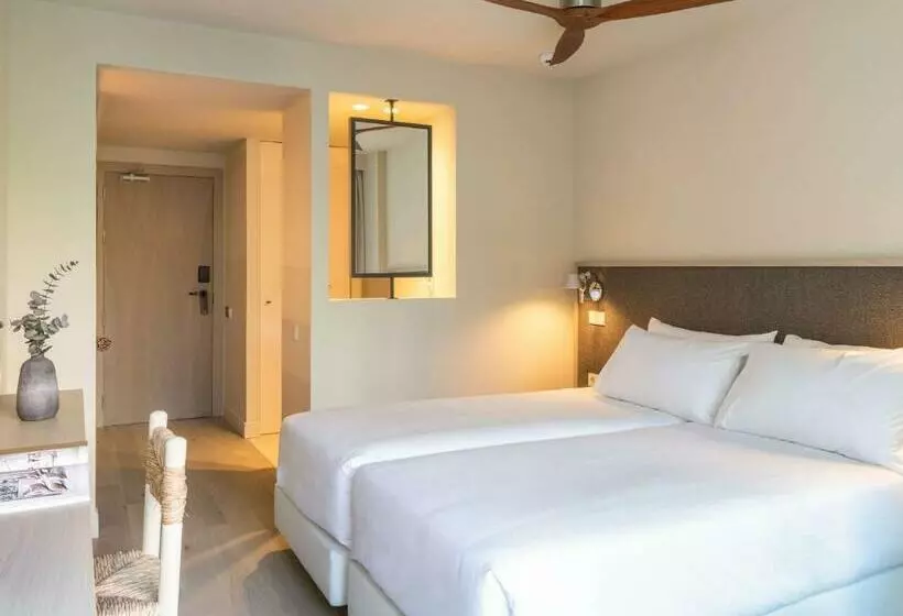 Отель Mercure Benidorm