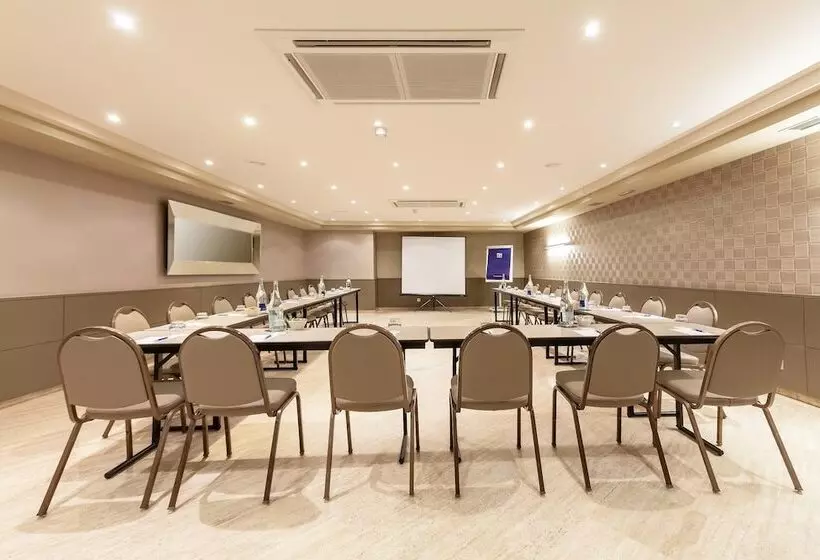 Hotel NH Oviedo Principado