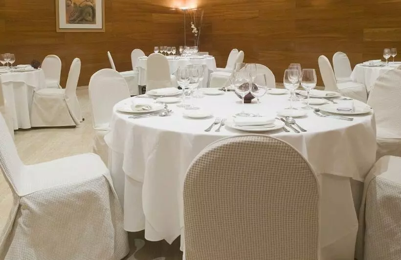 Hotel NH Oviedo Principado