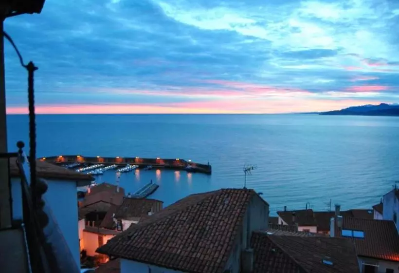 Отель Palacio De Los Vallados