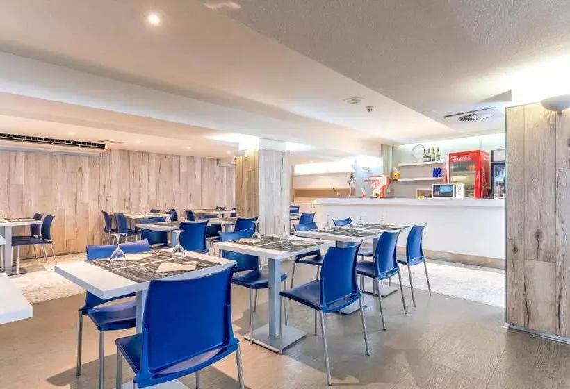 호텔 Port Fiesta Park