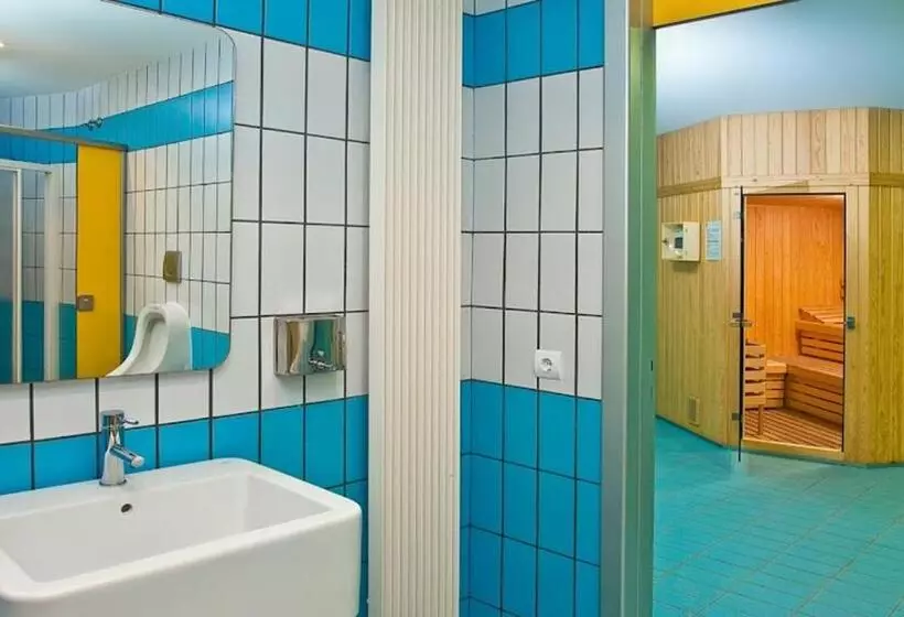 酒店 Rh Royal   Recommend For Adults