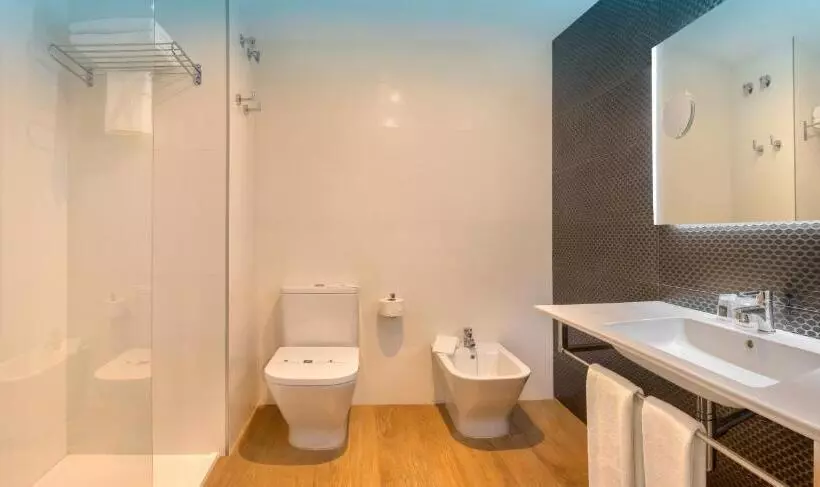 酒店 Rh Royal   Recommend For Adults