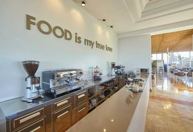 Prinsotel La Caleta Hotel y Apartamentos