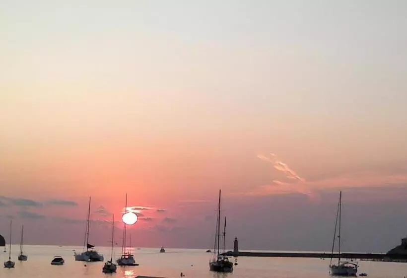 בית מלון כפרי Brismar