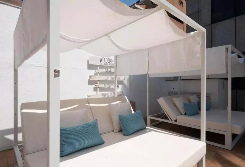 فندق Catalonia Bristol