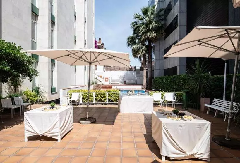 فندق Catalonia Bristol