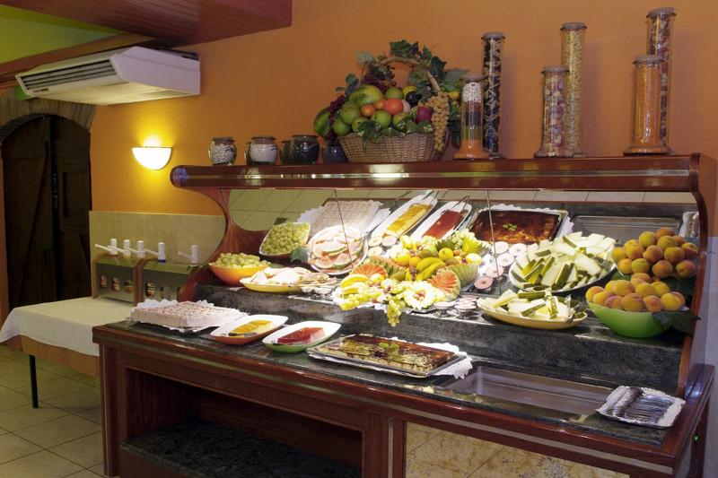 هتل Checkin Garbí