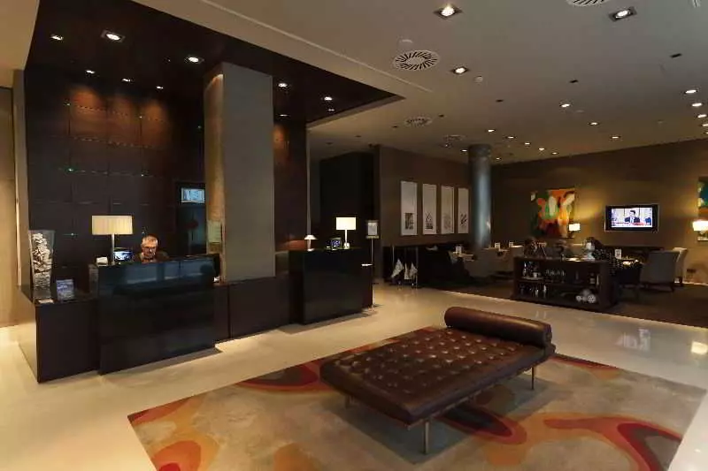 فندق Conqueridor