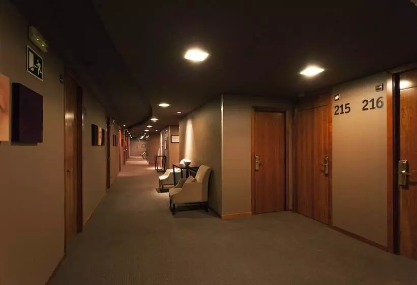 فندق Conqueridor