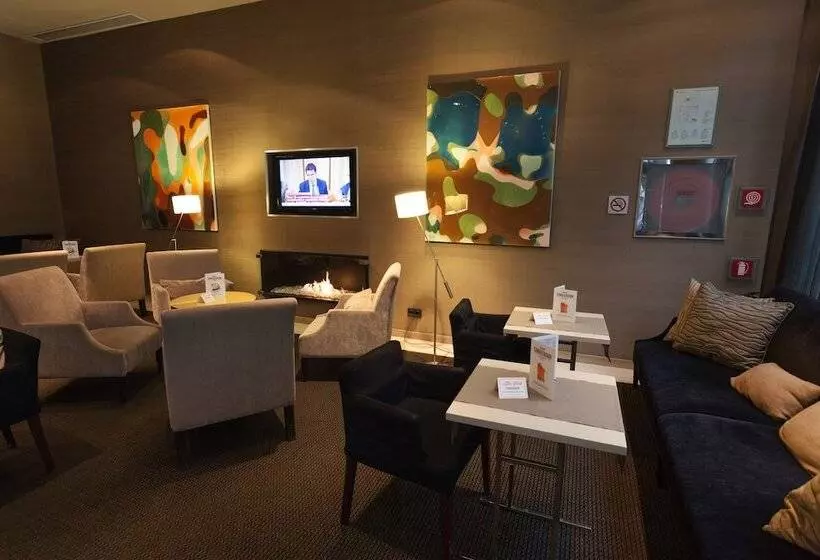 فندق Conqueridor