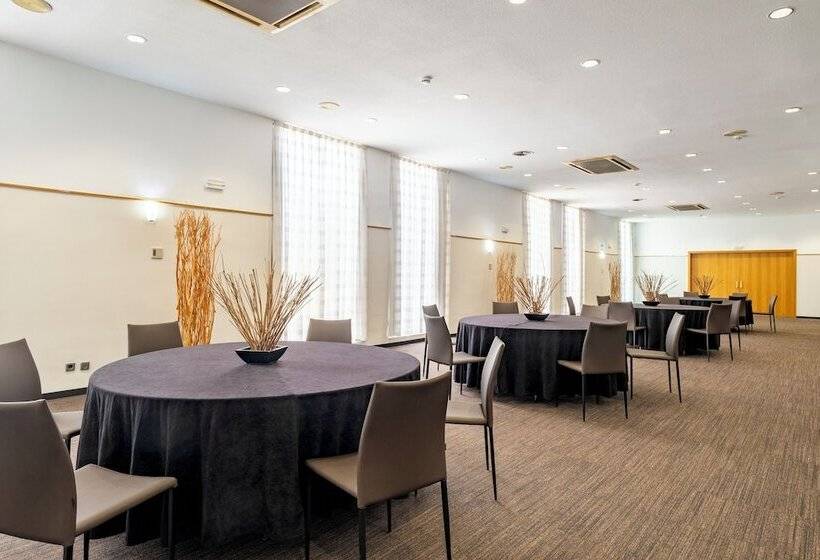 هتل Exe Parc Del Vallés