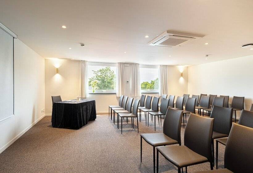 هتل Exe Parc Del Vallés