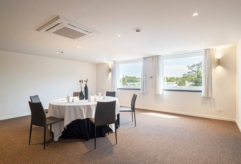 هتل Exe Parc Del Vallés