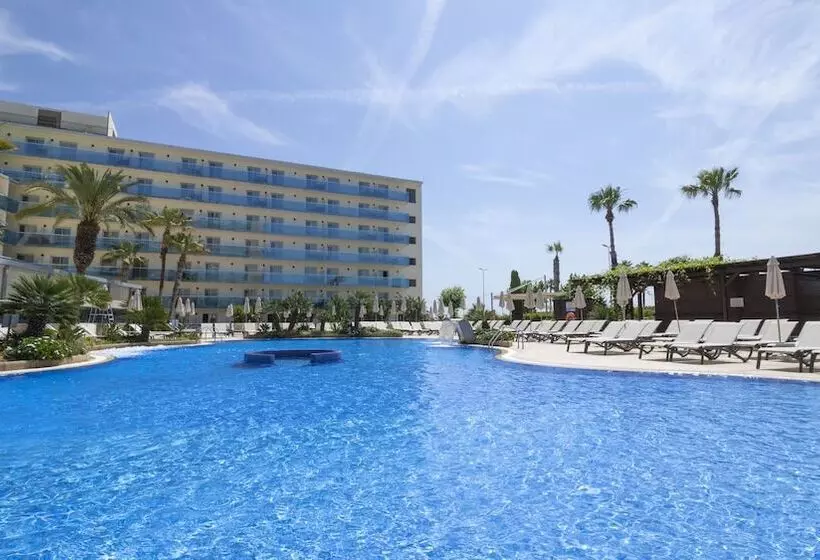 בית מלון כפרי Golden Taurus Aquapark Resort