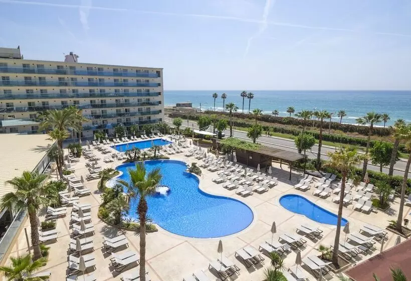 בית מלון כפרי Golden Taurus Aquapark Resort