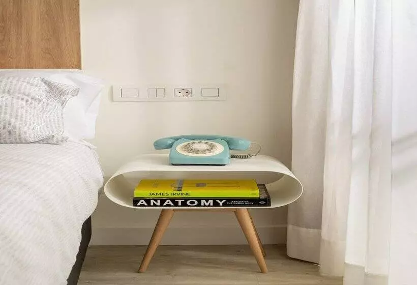 ホテル Innside by Meliá Wave Calviá