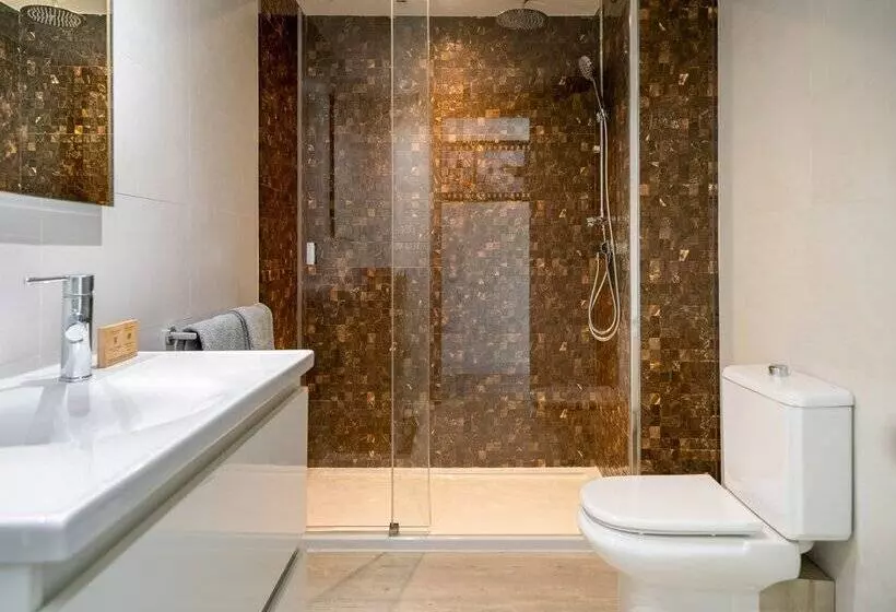 ホテル Innside by Meliá Wave Calviá