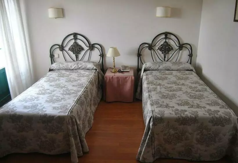 בית מלון כפרי La Posada