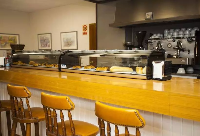 فندق Los Naranjos