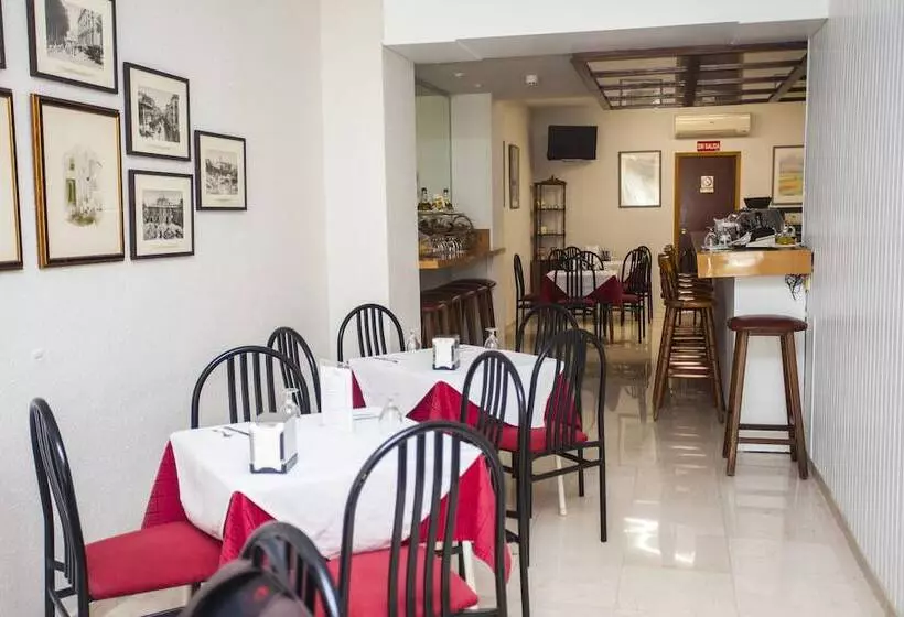 فندق Los Naranjos