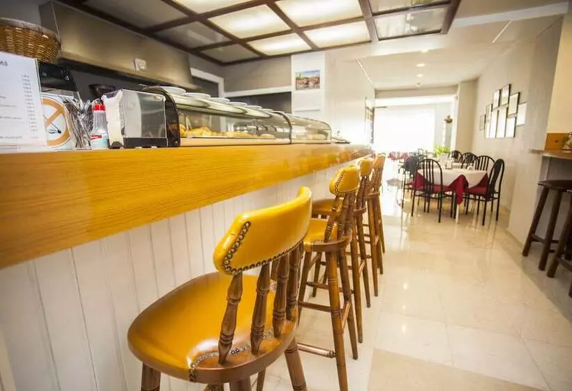 فندق Los Naranjos