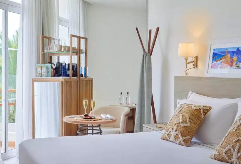 ホテル Meliá Cala Galdana