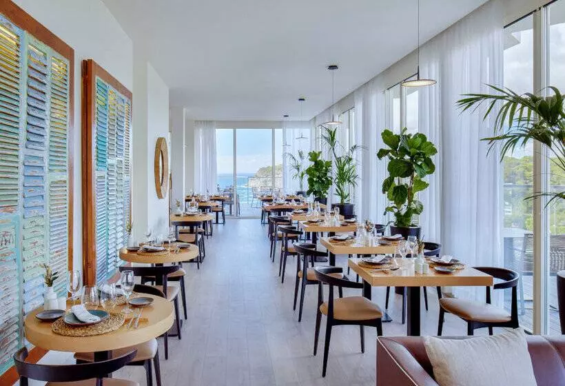 ホテル Meliá Cala Galdana