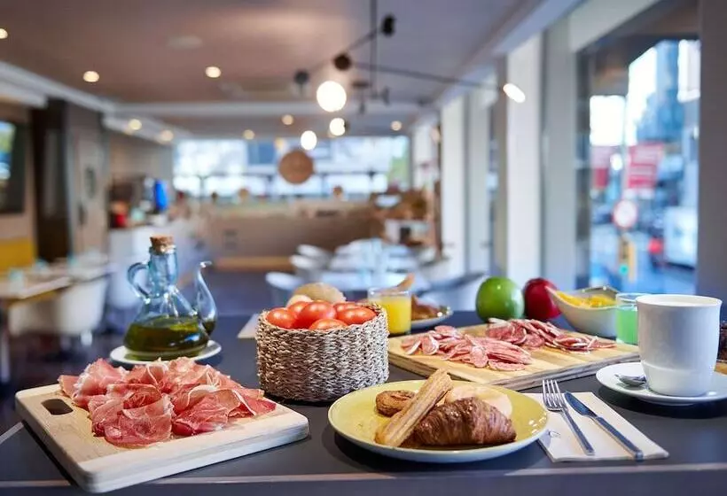 Отель Mercure Barcelona Condor