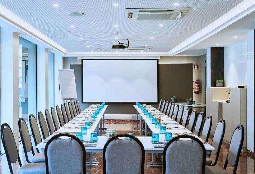 هتل Mercure Barcelona Condor