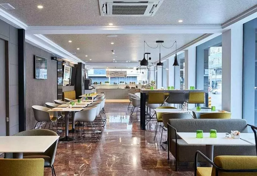 Отель Mercure Barcelona Condor