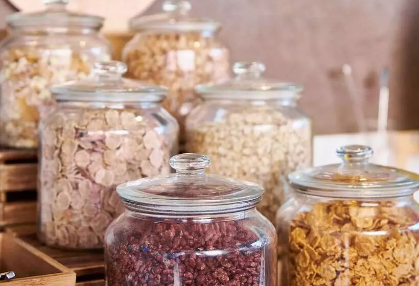 Отель Mercure Barcelona Condor